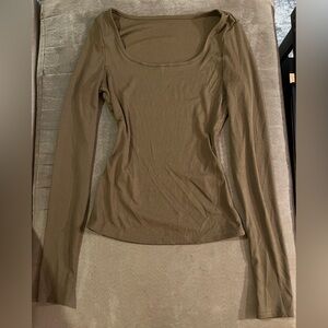Size Small SHEIN Basic Brown Long Sleeve Women's Top🤎☕️